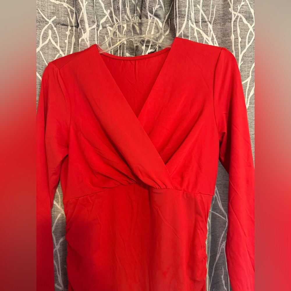 NWOT Elegant Red Long Sleeve BodyCon Dress Medium​ - Picture 2 of 4
